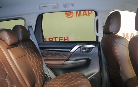 Mitsubishi Pajero Sport III рестайлинг, 2020 год, 2 768 000 рублей, 8 фотография