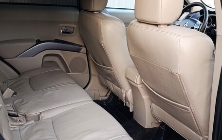 Mitsubishi Outlander III рестайлинг 3, 2008 год, 649 000 рублей, 9 фотография