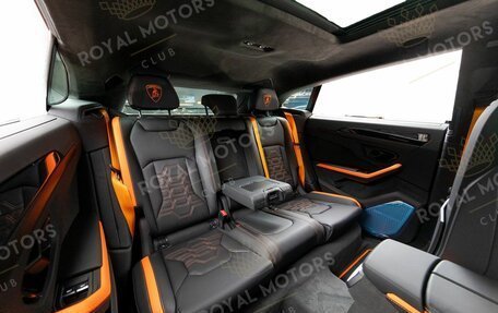 Lamborghini Urus I, 2025 год, 44 000 000 рублей, 17 фотография