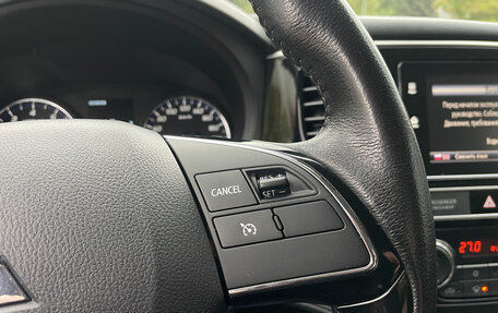 Mitsubishi Outlander III рестайлинг 3, 2019 год, 1 799 000 рублей, 9 фотография