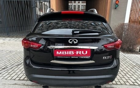 Infiniti FX II, 2012 год, 2 250 000 рублей, 6 фотография