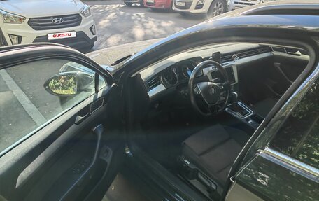 Volkswagen Passat B8 рестайлинг, 2019 год, 2 200 000 рублей, 12 фотография