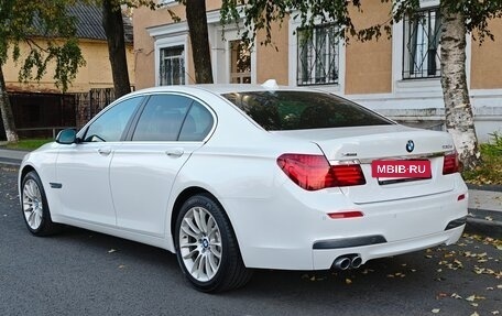 BMW 7 серия, 2013 год, 2 600 000 рублей, 4 фотография