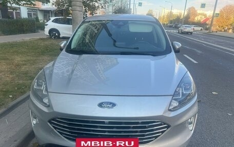 Ford Kuga III, 2020 год, 1 950 000 рублей, 2 фотография