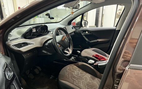 Peugeot 2008 II, 2014 год, 920 000 рублей, 5 фотография