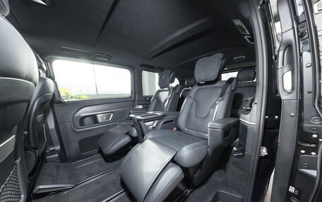 Mercedes-Benz V-Класс, 2025 год, 14 000 000 рублей, 17 фотография