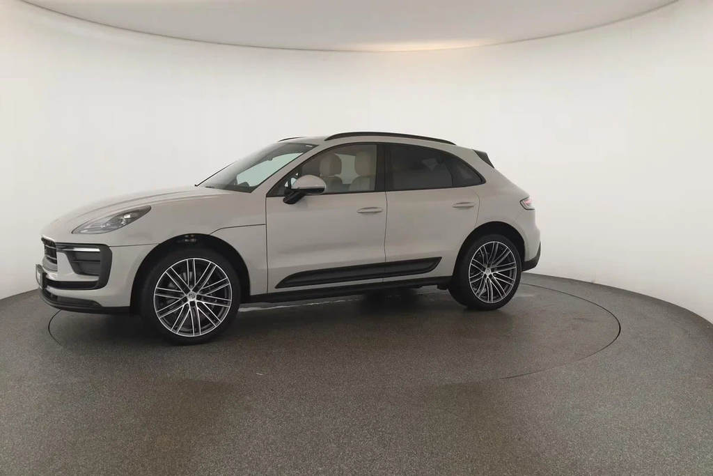 Porsche Macan I рестайлинг, 2023 год, 8 000 000 рублей, 11 фотография