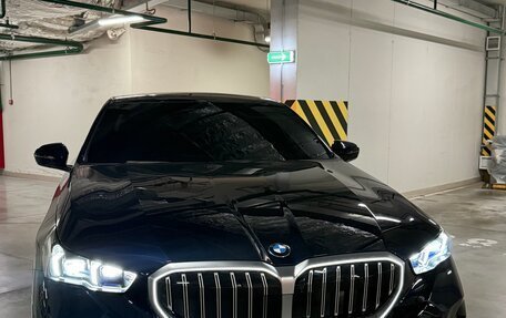 BMW 5 серия, 2024 год, 8 300 000 рублей, 3 фотография