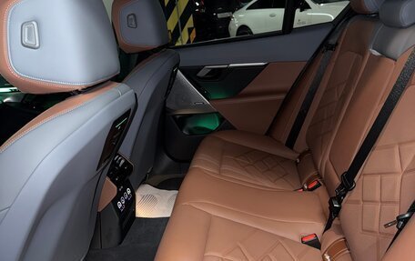 BMW 5 серия, 2024 год, 8 300 000 рублей, 12 фотография