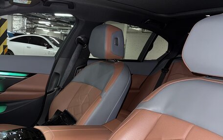 BMW 5 серия, 2024 год, 8 300 000 рублей, 14 фотография