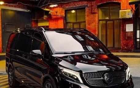 Mercedes-Benz V-Класс, 2021 год, 9 100 000 рублей, 2 фотография