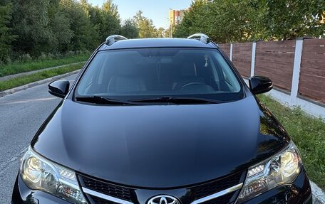 Toyota RAV4, 2014 год, 1 800 000 рублей, 3 фотография