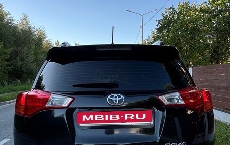 Toyota RAV4, 2014 год, 1 800 000 рублей, 9 фотография
