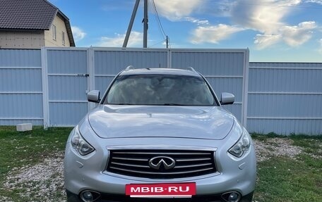 Infiniti FX II, 2011 год, 2 150 000 рублей, 3 фотография