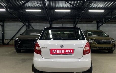 Skoda Fabia II, 2013 год, 699 000 рублей, 7 фотография