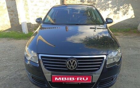 Volkswagen Passat B6, 2008 год, 800 000 рублей, 1 фотография