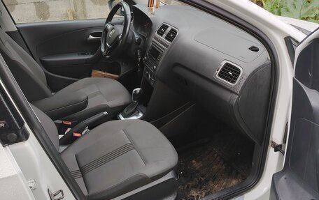 Volkswagen Polo VI (EU Market), 2016 год, 1 350 000 рублей, 6 фотография