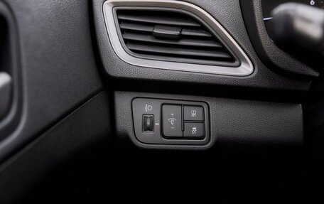 Hyundai Solaris II рестайлинг, 2018 год, 1 078 000 рублей, 12 фотография