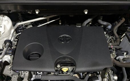 Toyota RAV4, 2019 год, 3 150 000 рублей, 12 фотография