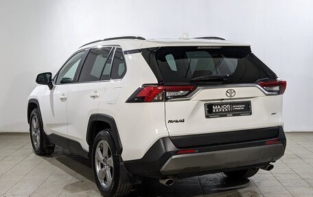 Toyota RAV4, 2019 год, 3 150 000 рублей, 7 фотография