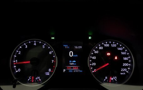 Toyota RAV4, 2019 год, 3 150 000 рублей, 19 фотография
