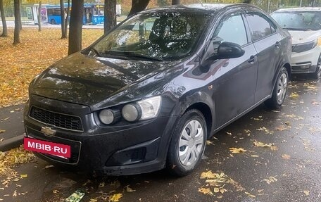 Chevrolet Aveo III, 2012 год, 500 000 рублей, 4 фотография