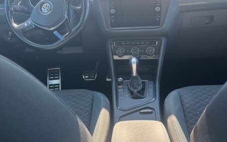 Volkswagen Tiguan II, 2019 год, 2 700 000 рублей, 5 фотография