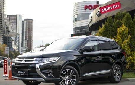Mitsubishi Outlander III рестайлинг 3, 2018 год, 1 895 000 рублей, 1 фотография