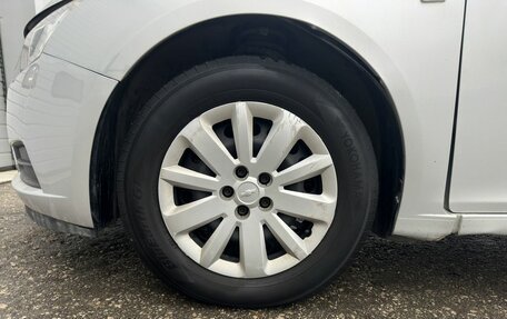 Chevrolet Cruze II, 2011 год, 700 000 рублей, 14 фотография