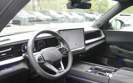 Volkswagen Teramont, 2025 год, 6 350 000 рублей, 14 фотография