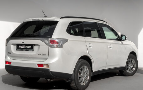 Mitsubishi Outlander III рестайлинг 3, 2013 год, 1 500 000 рублей, 5 фотография