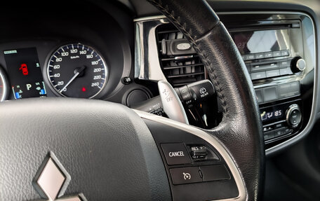 Mitsubishi Outlander III рестайлинг 3, 2013 год, 1 500 000 рублей, 26 фотография