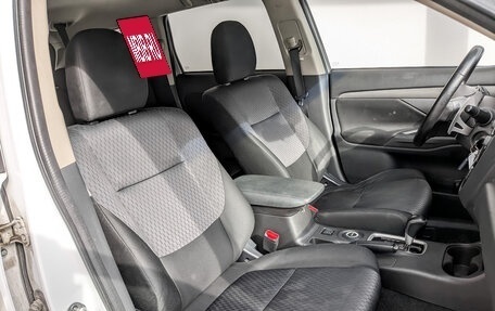 Mitsubishi Outlander III рестайлинг 3, 2013 год, 1 500 000 рублей, 22 фотография