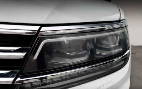 Volkswagen Tiguan II, 2019 год, 2 450 000 рублей, 18 фотография