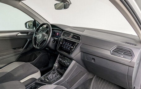 Volkswagen Tiguan II, 2019 год, 2 450 000 рублей, 12 фотография