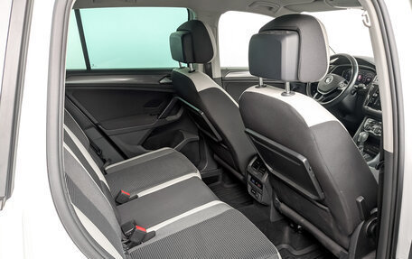 Volkswagen Tiguan II, 2019 год, 2 450 000 рублей, 13 фотография