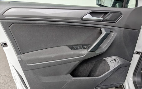 Volkswagen Tiguan II, 2019 год, 2 450 000 рублей, 20 фотография