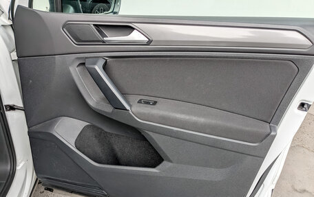 Volkswagen Tiguan II, 2019 год, 2 450 000 рублей, 24 фотография