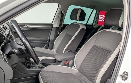 Volkswagen Tiguan II, 2019 год, 2 450 000 рублей, 21 фотография