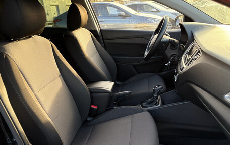 Hyundai Solaris II рестайлинг, 2019 год, 1 050 000 рублей, 13 фотография