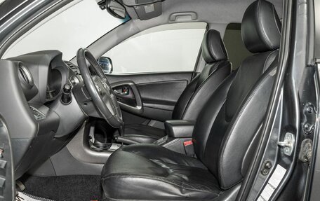 Toyota RAV4, 2011 год, 1 600 000 рублей, 5 фотография
