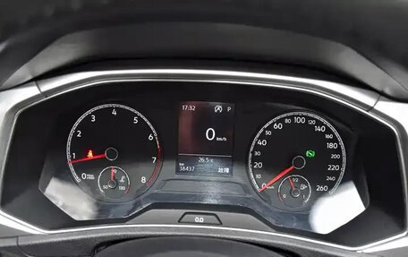 Volkswagen T-Roc I, 2022 год, 1 799 999 рублей, 7 фотография