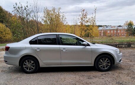 Volkswagen Jetta VI, 2013 год, 1 180 000 рублей, 4 фотография