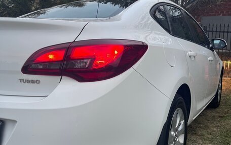 Opel Astra J, 2014 год, 1 096 000 рублей, 8 фотография
