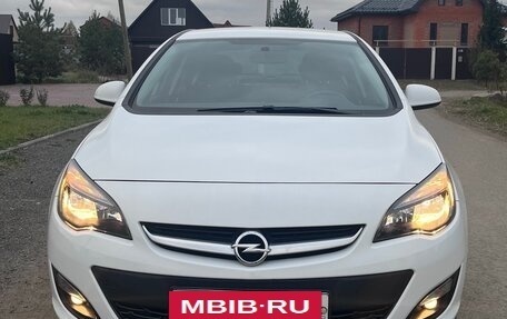 Opel Astra J, 2014 год, 1 096 000 рублей, 3 фотография