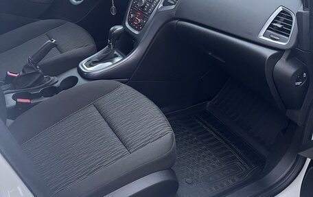 Opel Astra J, 2014 год, 1 096 000 рублей, 14 фотография