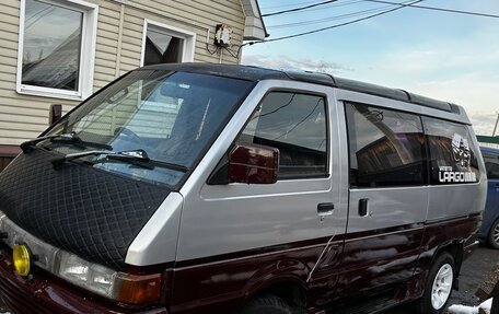 Nissan Largo III (W30), 1990 год, 605 000 рублей, 3 фотография
