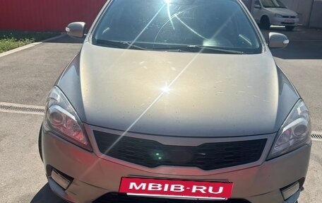 KIA cee'd I рестайлинг, 2010 год, 790 000 рублей, 2 фотография