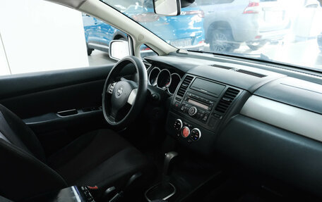 Nissan Tiida, 2010 год, 710 000 рублей, 19 фотография