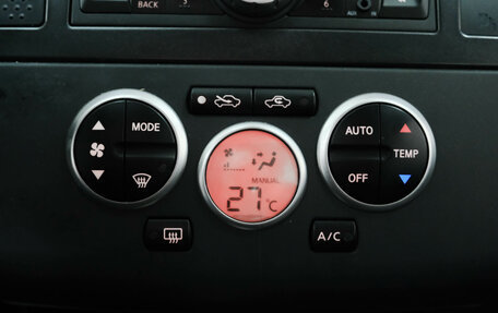 Nissan Tiida, 2010 год, 710 000 рублей, 23 фотография